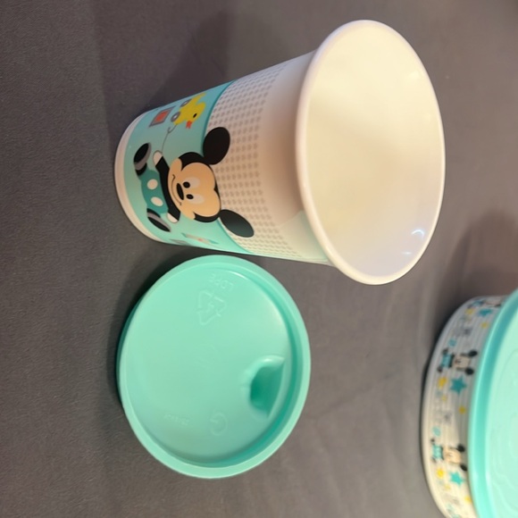 Vintage Tupperware Mickey Mouse Bowl and Sippy Cup - Picture 7 of 8